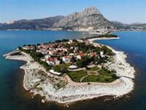 🚌DÜĞMELİ EVLER İbradı - Akseki - BEYŞEHİR GÖLÜ - EĞİRDİR GÖLÜ – KOVADA GÖLÜ-YAZILI KANYON TURU